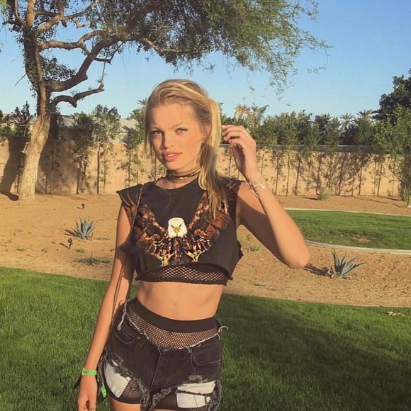 LF Tops - LF crop Eagle tank top